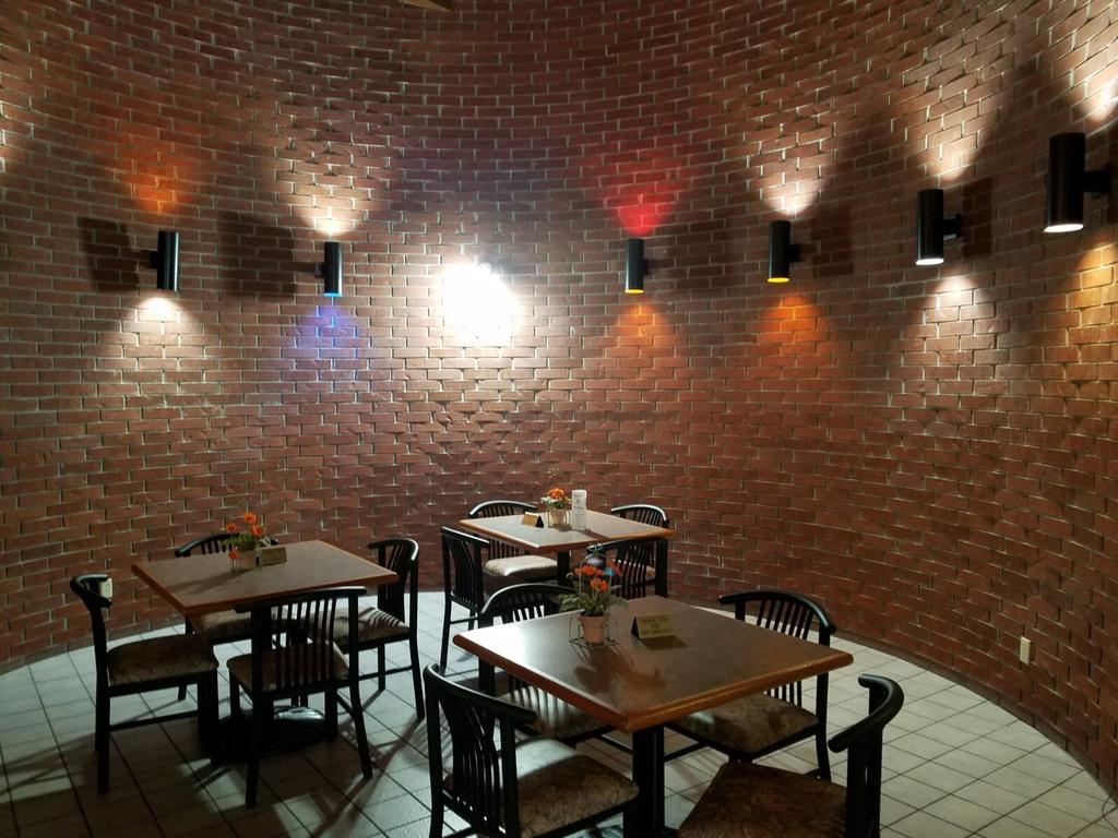 Apple Tree Inn Independence Екстериор снимка
